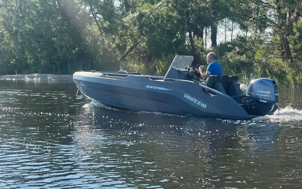 slider 1 Seastorm  17