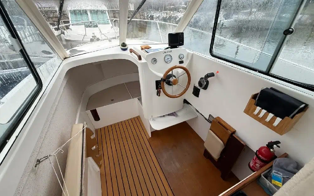 slider 8 Beneteau Antares 620