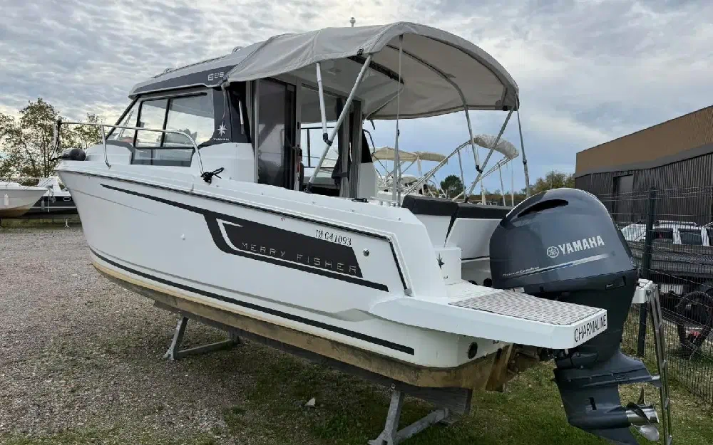 slider 2 Jeanneau Merry Fisher 695