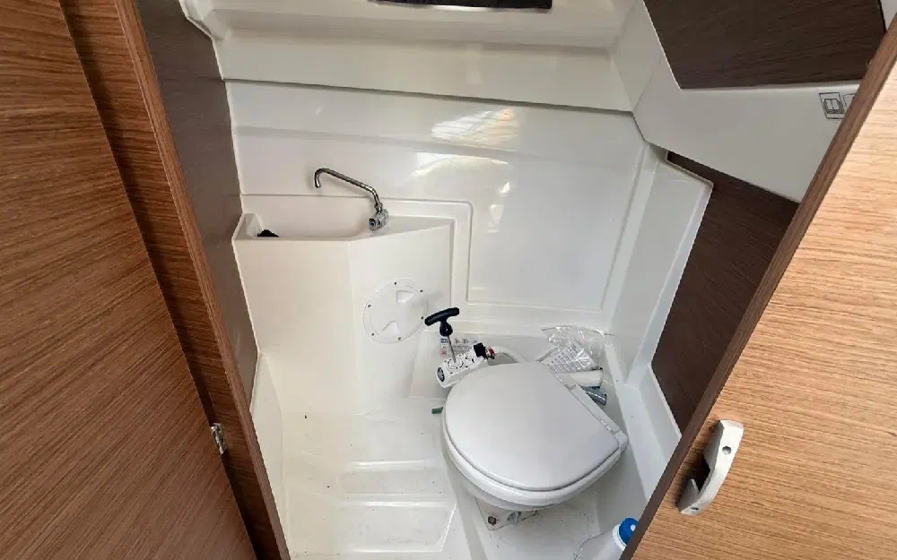 slider 27 Jeanneau Merry Fisher 695