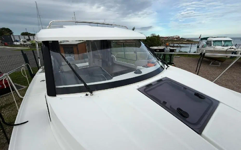 slider 5 Jeanneau Merry Fisher 695