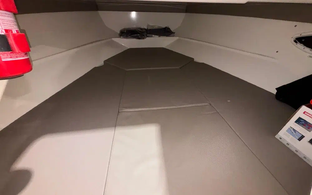 slider 16 Quicksilver Activ 675 Sundeck