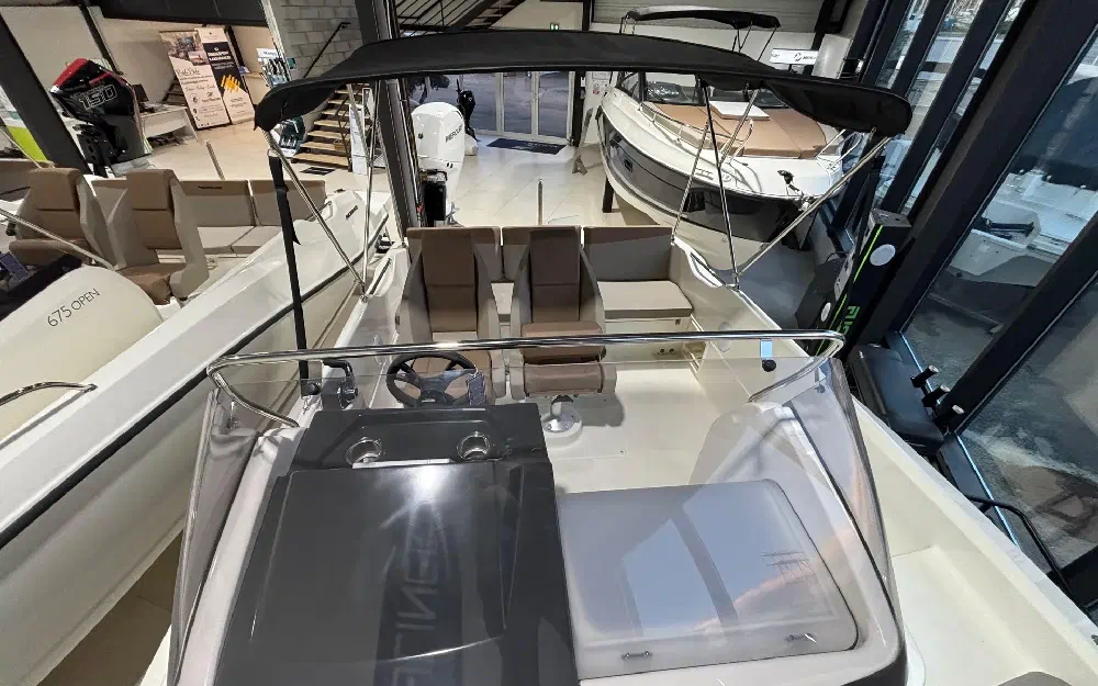 slider 14 Quicksilver Activ 675 Sundeck