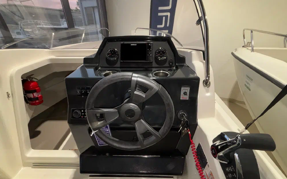 slider 11 Quicksilver Activ 675 Sundeck