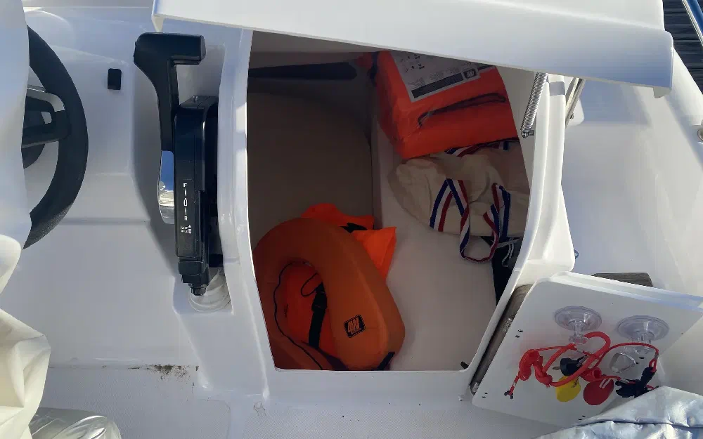 slider 6 B2 Marine  522 