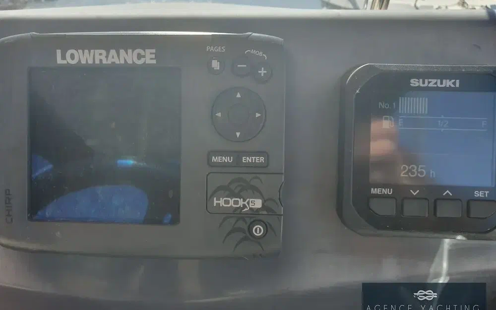 slider 10 Beneteau Flyer 5.5 SUNdeck