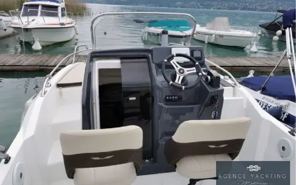 slider 2 Beneteau Flyer 5.5 SUNdeck