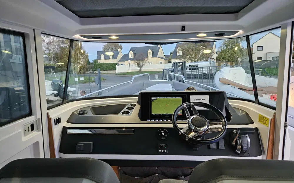 slider 21 Axopar  28 Cabin