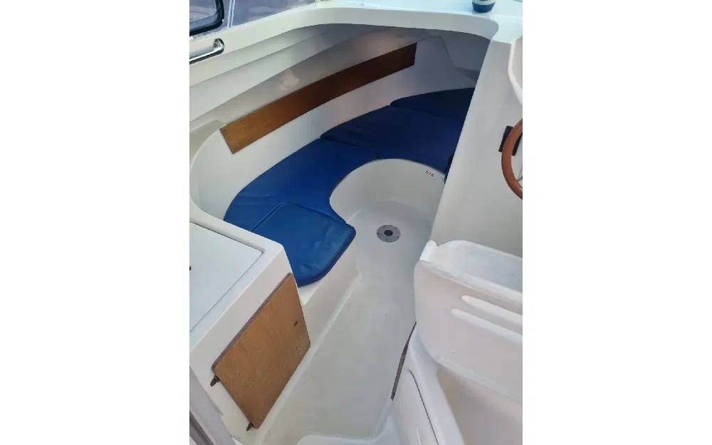 slider 14 Beneteau Antares 650