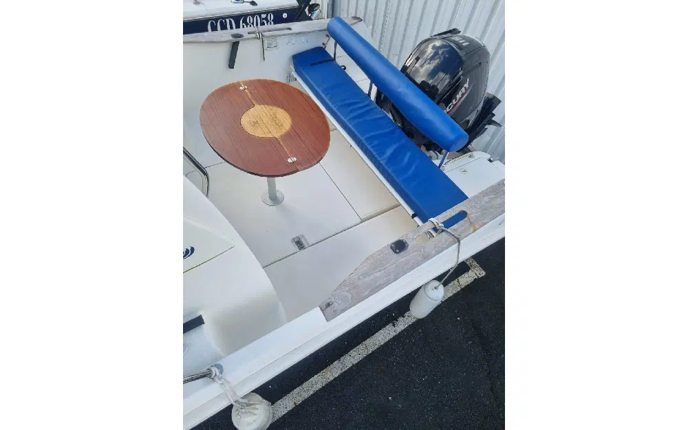 slider 8 Beneteau Antares 650