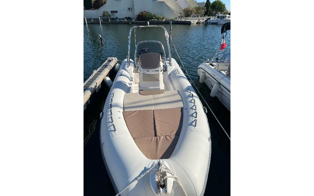 slider 4 Black Fin Classic 630