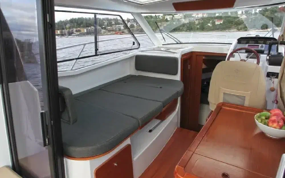 slider 4 Jeanneau Merry Fisher 855