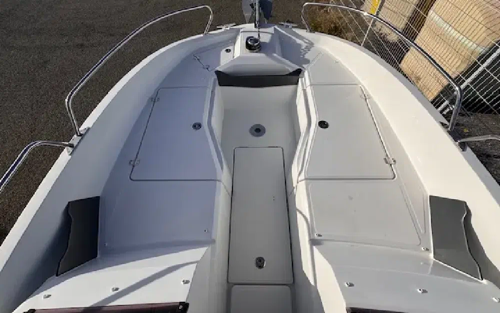 slider 3 Beneteau Flyer 6 SPORTdeck