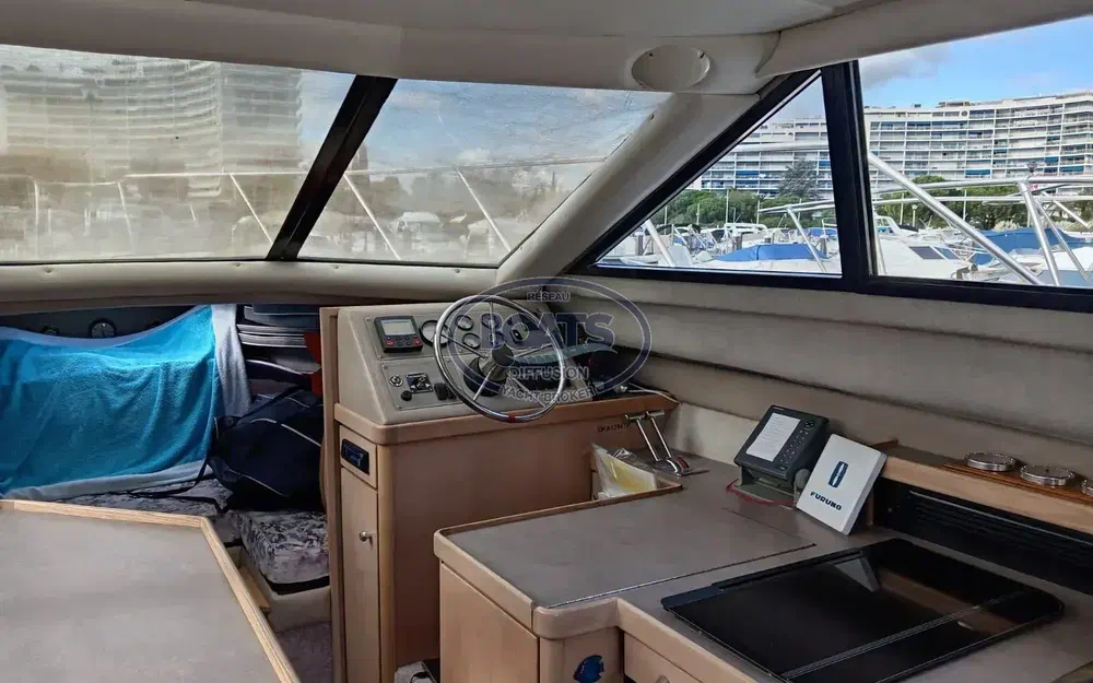 slider 7 Bayliner Cierra 2858