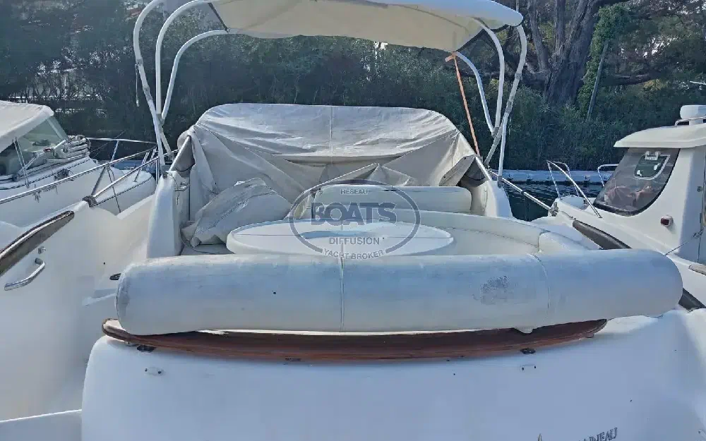 slider 3 Jeanneau Leader 805