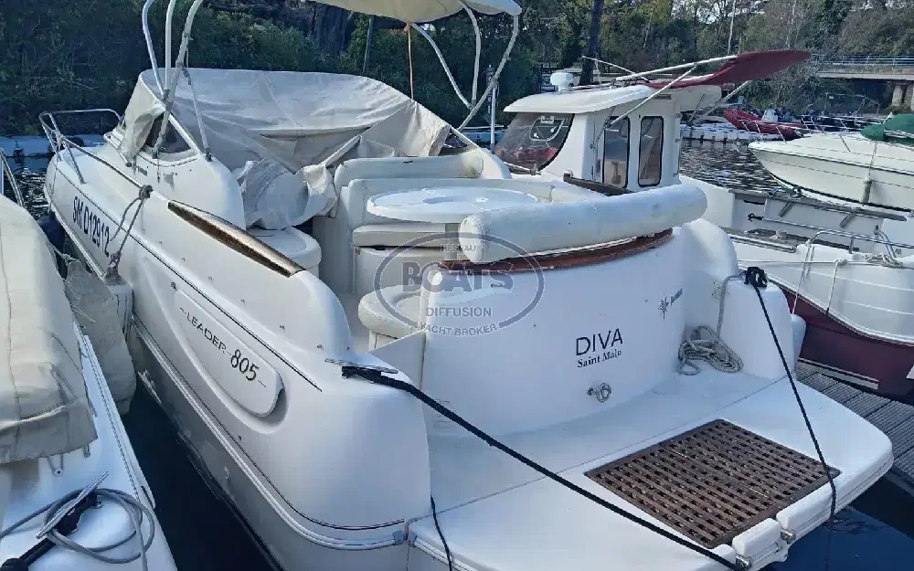 slider 4 Jeanneau Leader 805