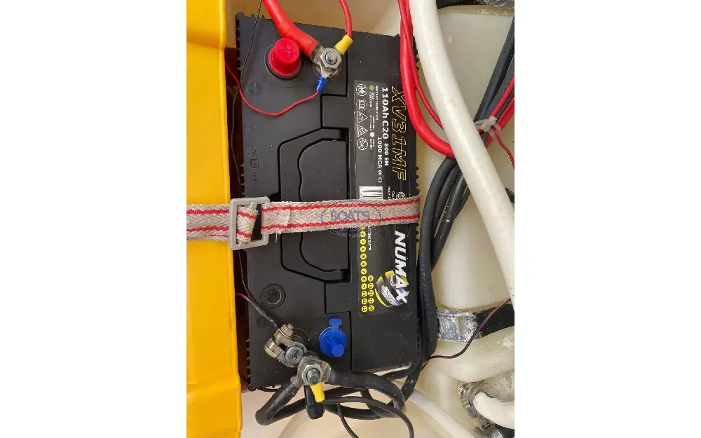 slider 12 Jeanneau Cap Camarat 635