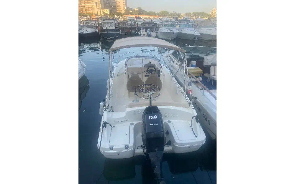 slider 2 Jeanneau Cap Camarat 635