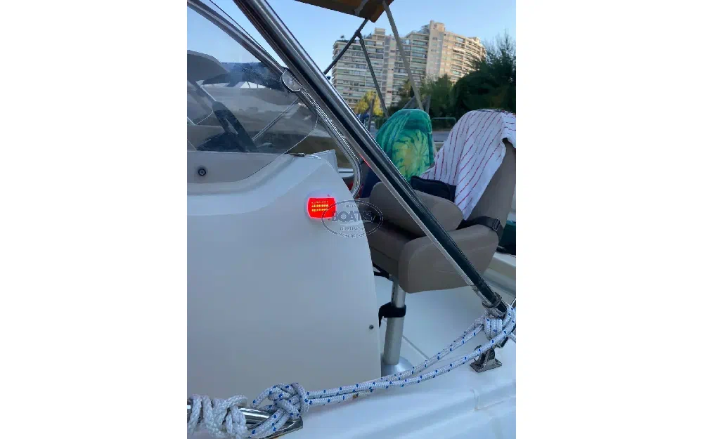 slider 6 Jeanneau Cap Camarat 635