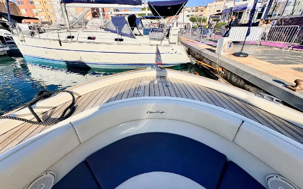 slider 14 Chris Craft Catalina 30