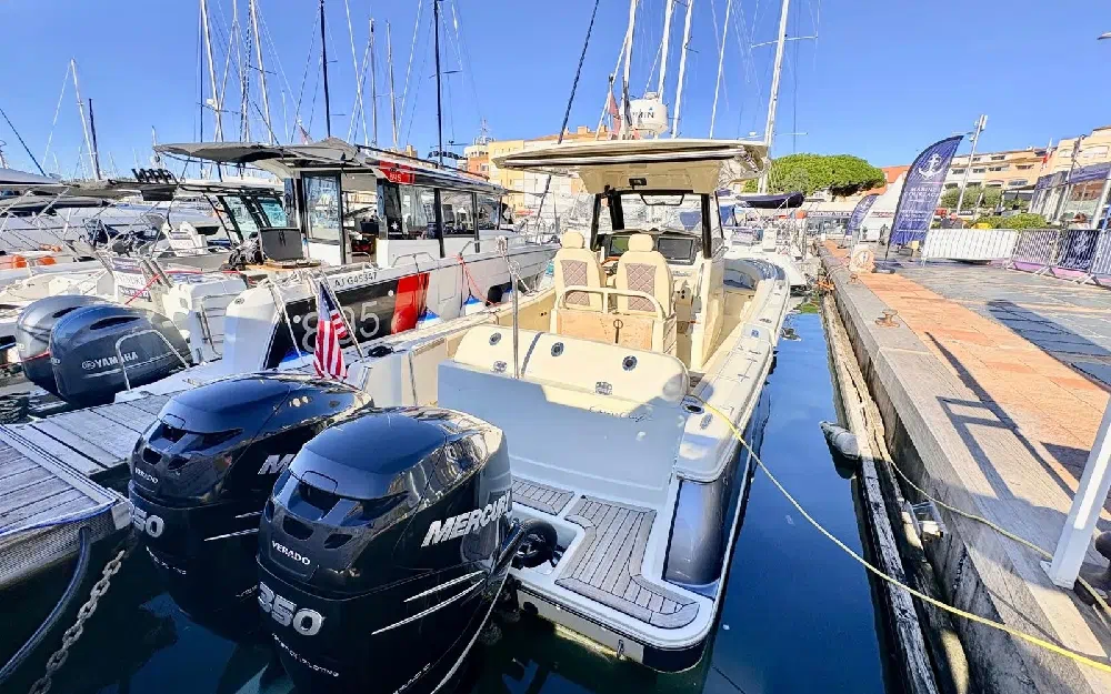 slider 25 Chris Craft Catalina 30