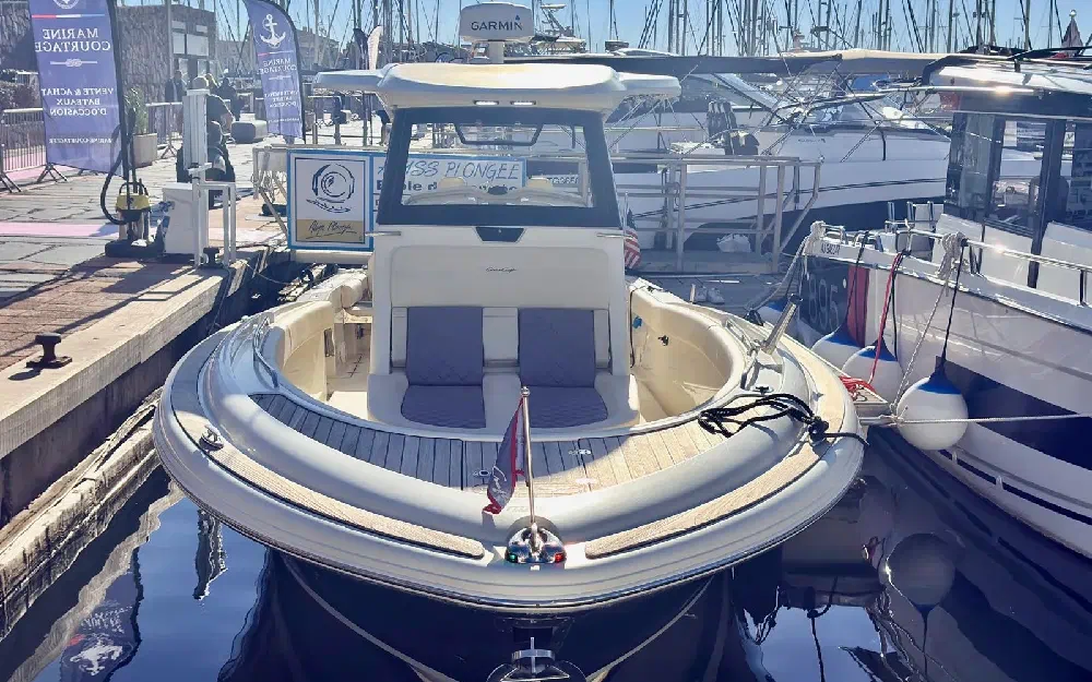 slider 3 Chris Craft Catalina 30