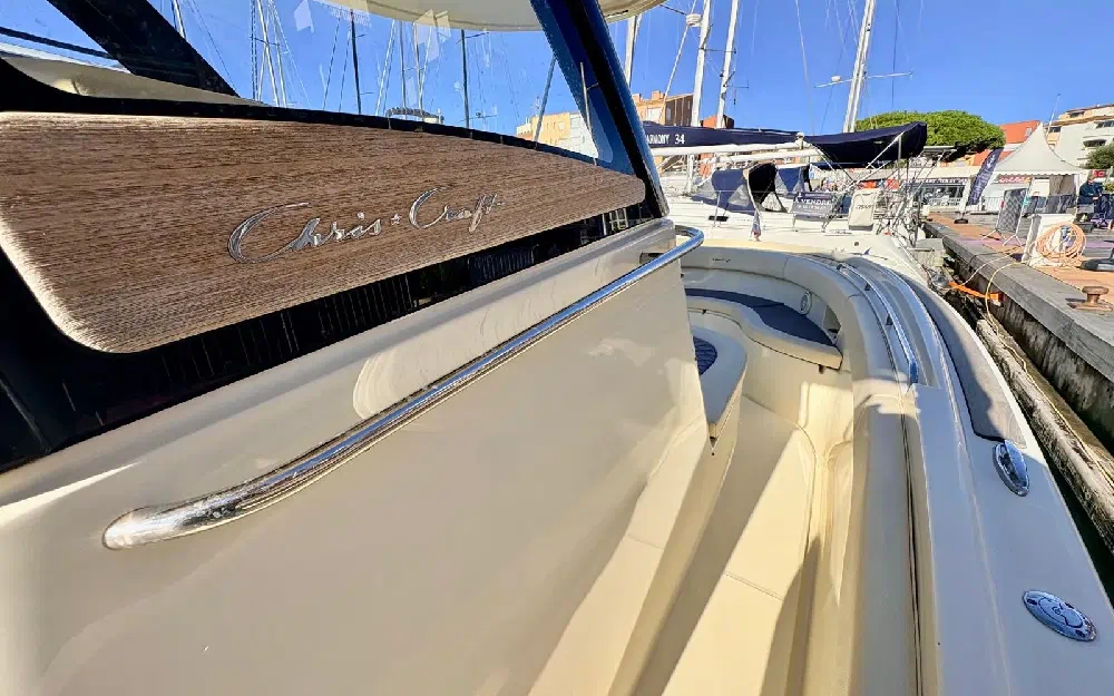 slider 12 Chris Craft Catalina 30