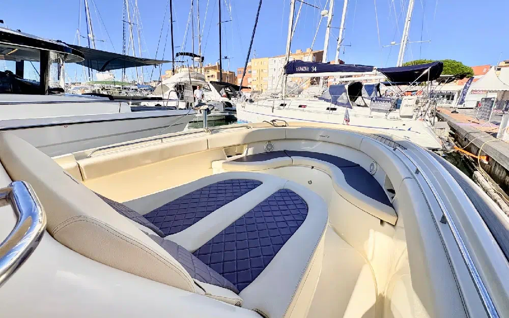 slider 13 Chris Craft Catalina 30