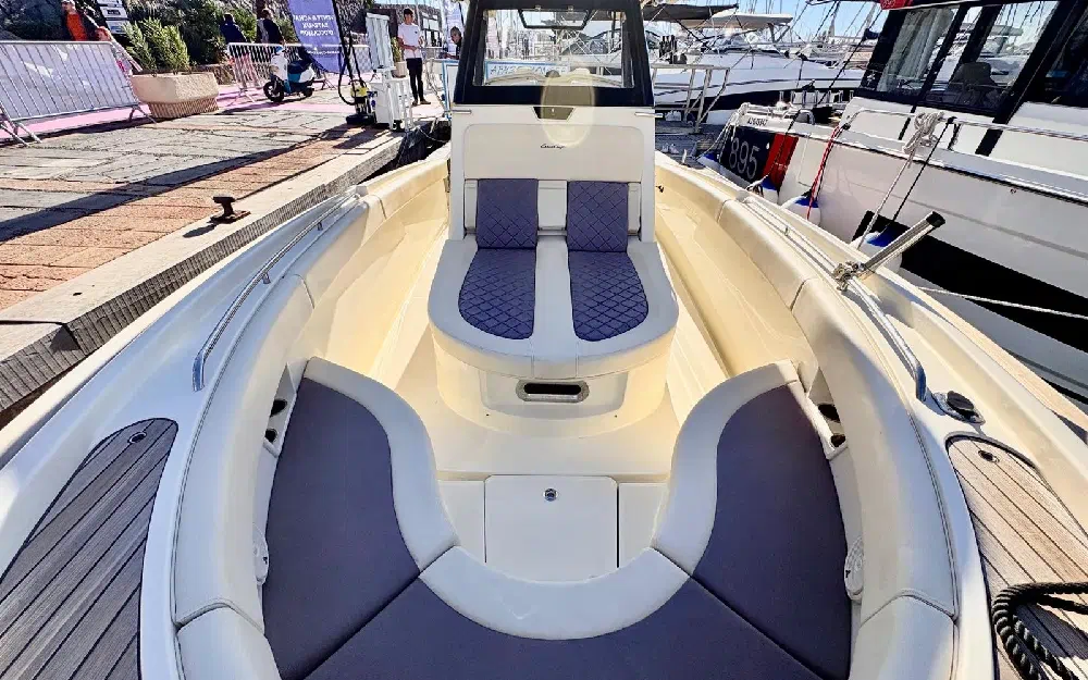 slider 15 Chris Craft Catalina 30