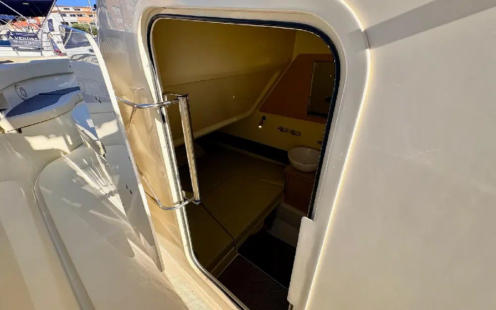 slider 17 Chris Craft Catalina 30