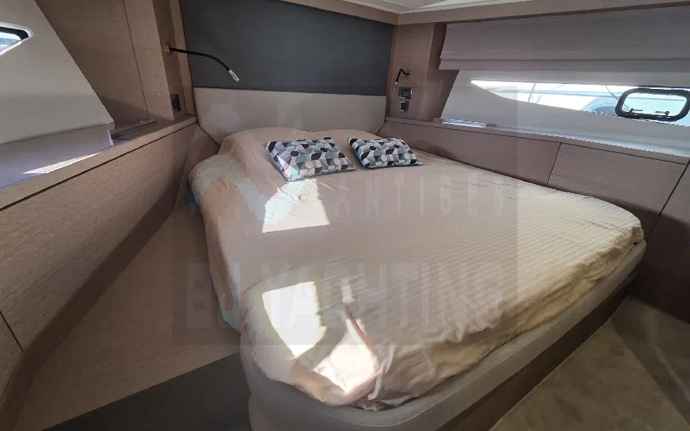 slider 16 Jeanneau Prestige 420 Fly