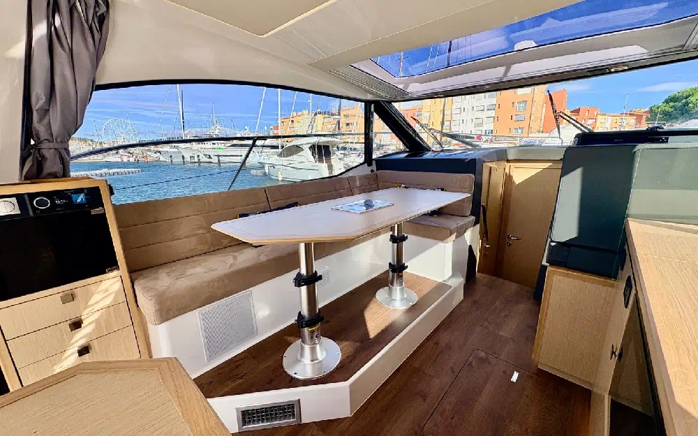 slider 21 Parker Monaco 110 Fly