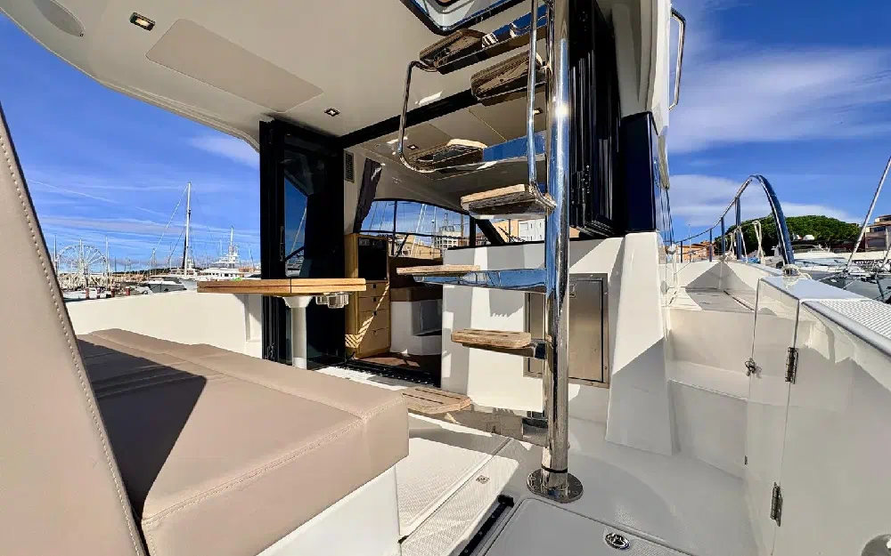 slider 5 Parker Monaco 110 Fly