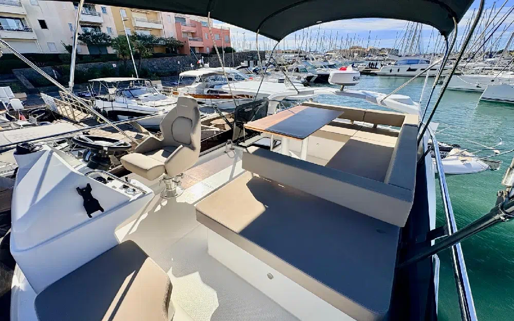 slider 15 Parker Monaco 110 Fly