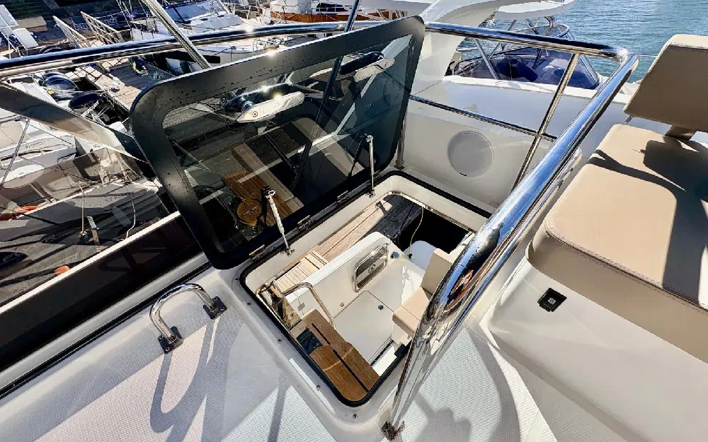 slider 13 Parker Monaco 110 Fly