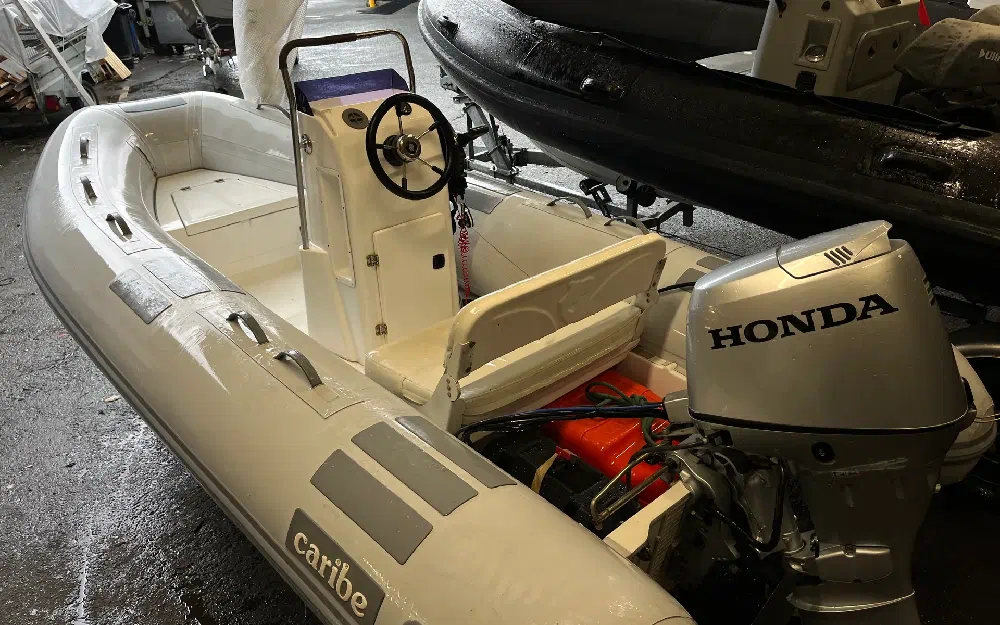 slider 0 Caribe Avantage 400