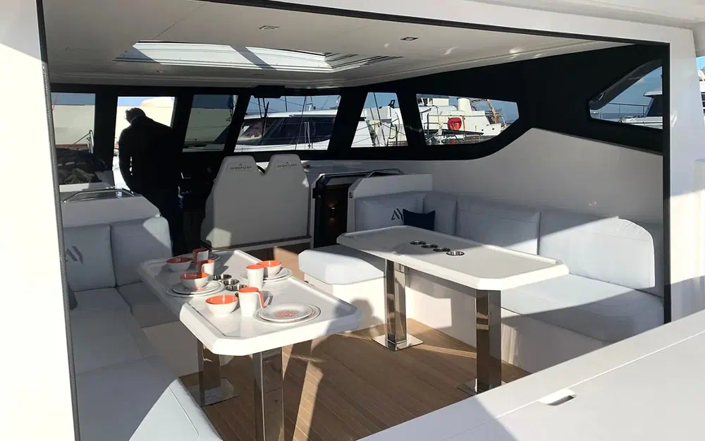 slider 7 Aventura Catamarans 38 Sc