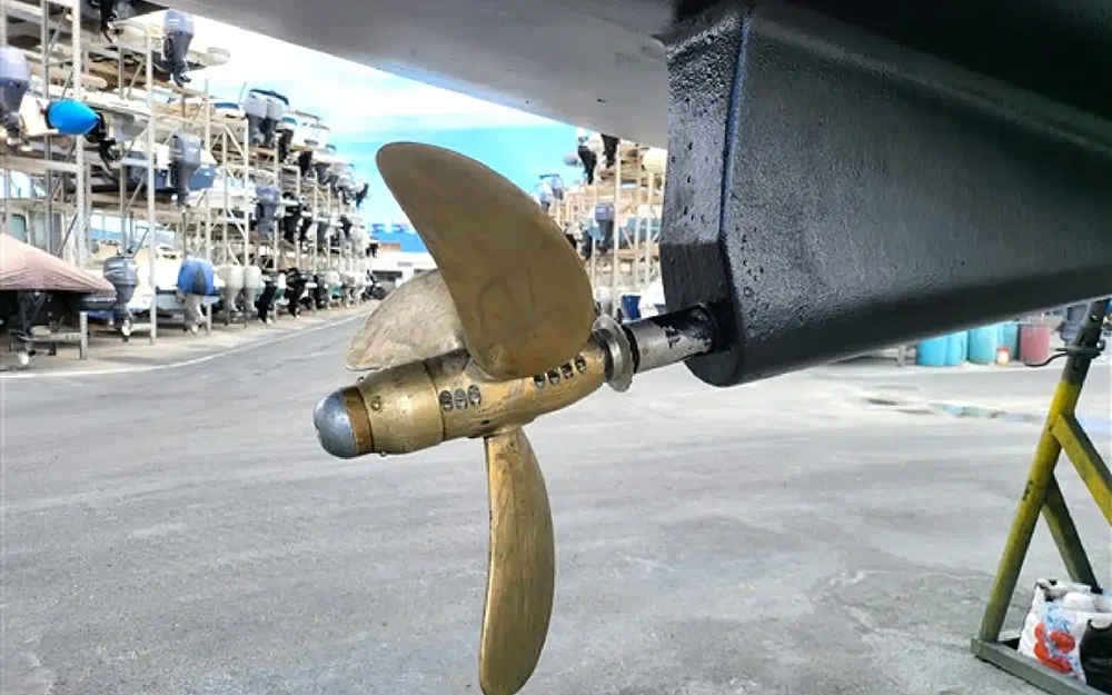 slider 4 Beneteau  50