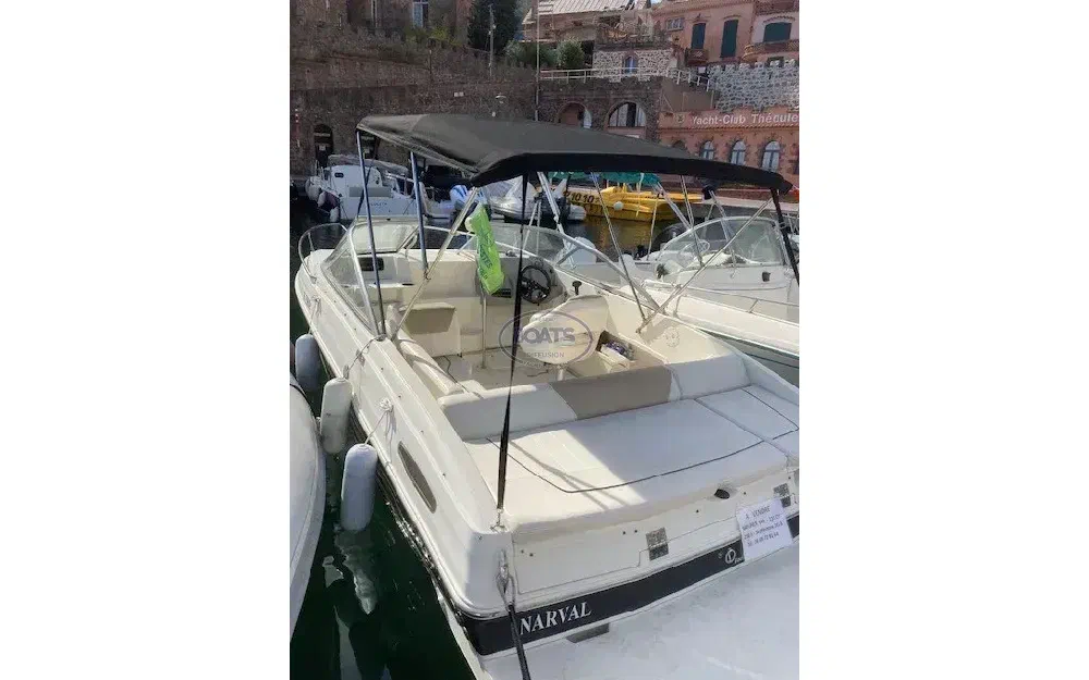 slider 1 Bayliner  642 CU