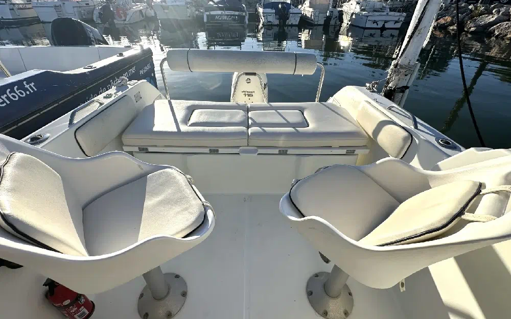 slider 4 Beneteau Flyer 570 Cabine