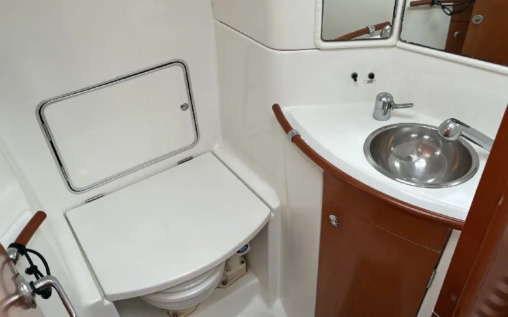 slider 14 Beneteau First 42 S7