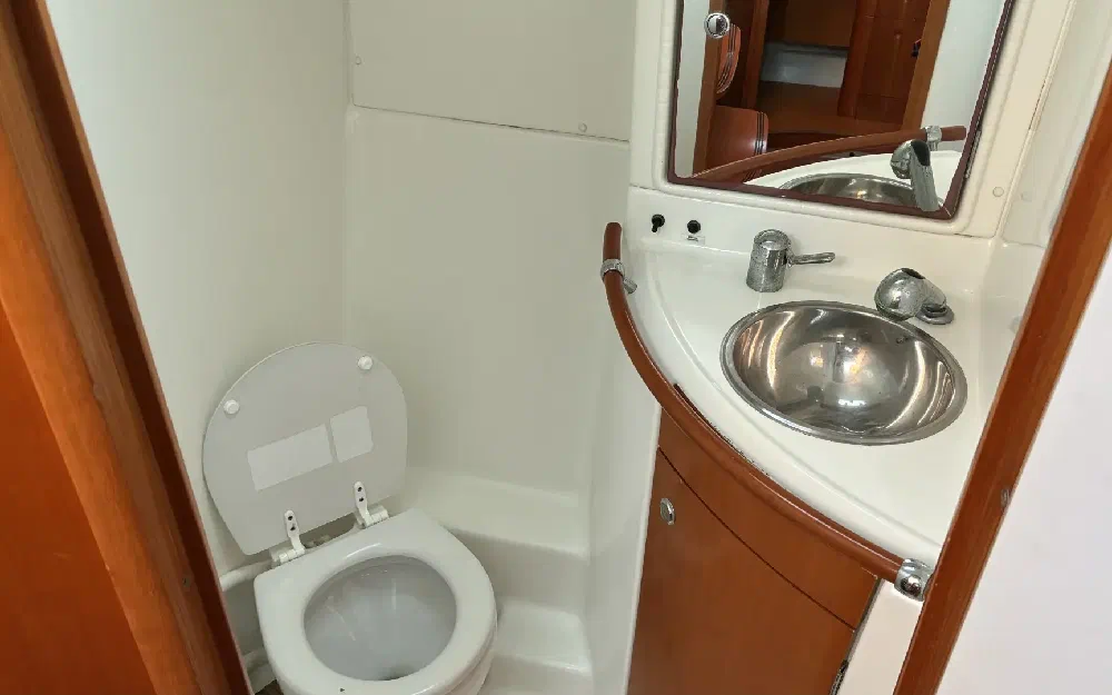 slider 16 Beneteau First 42 S7