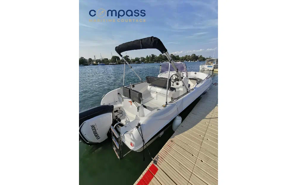 slider 0 Selection Boats Aston 23