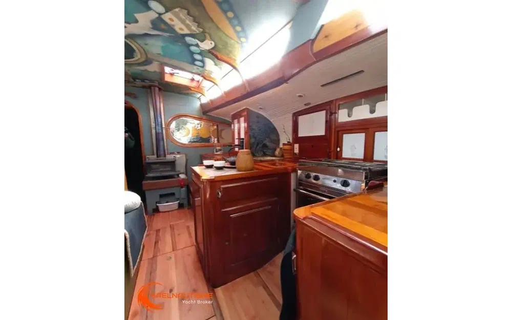 slider 11 One Off ONE OFF 51