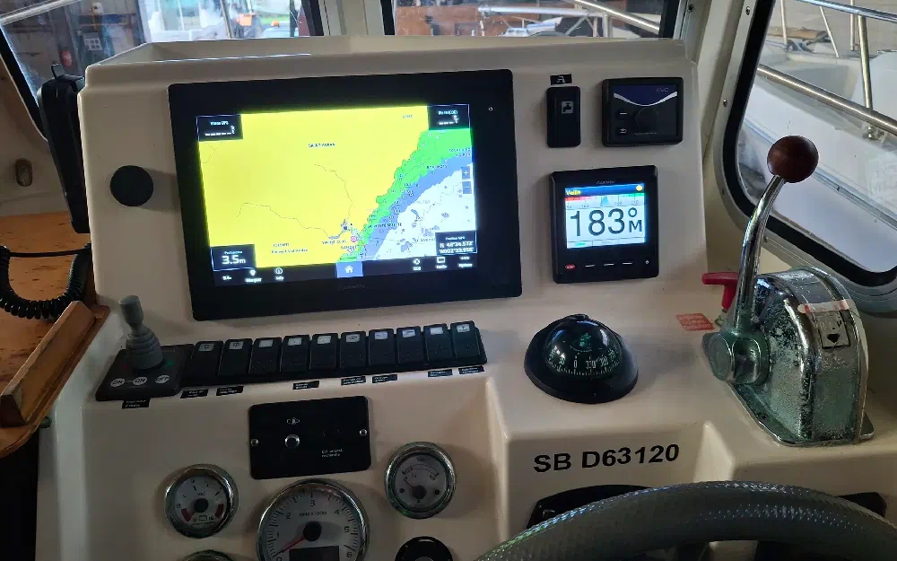 slider 8 Rhea  650 Timonier