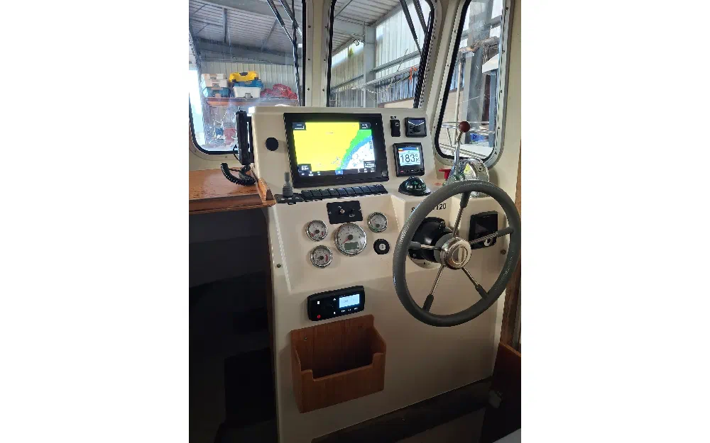 slider 9 Rhea  650 Timonier