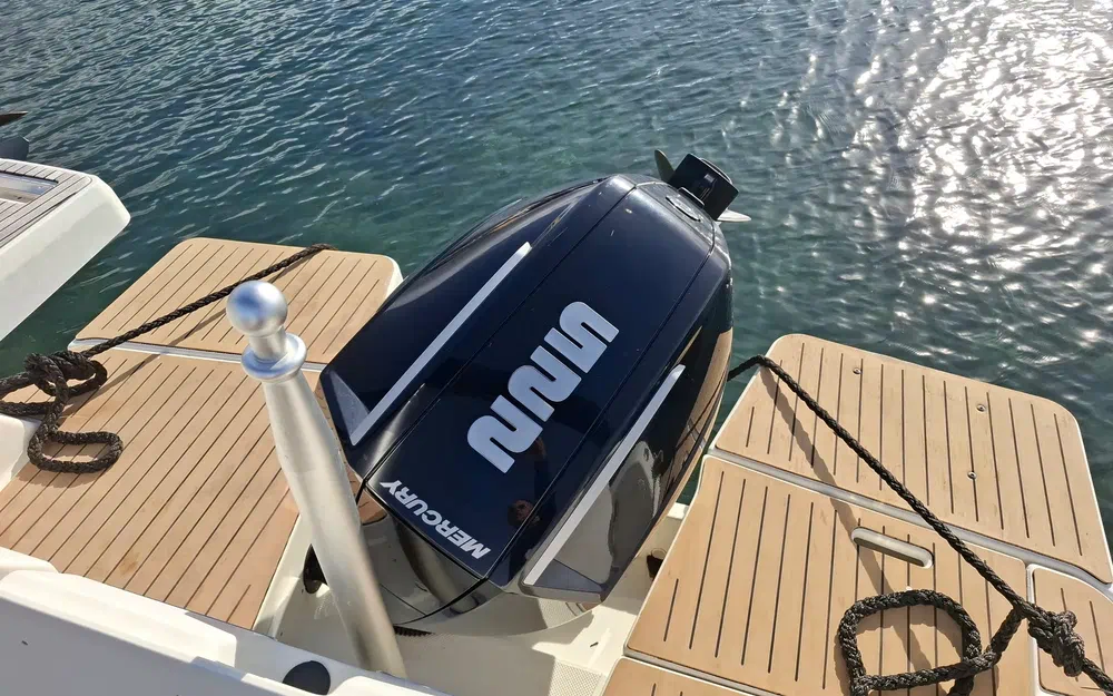 slider 5 Quicksilver Activ 755 Sundeck