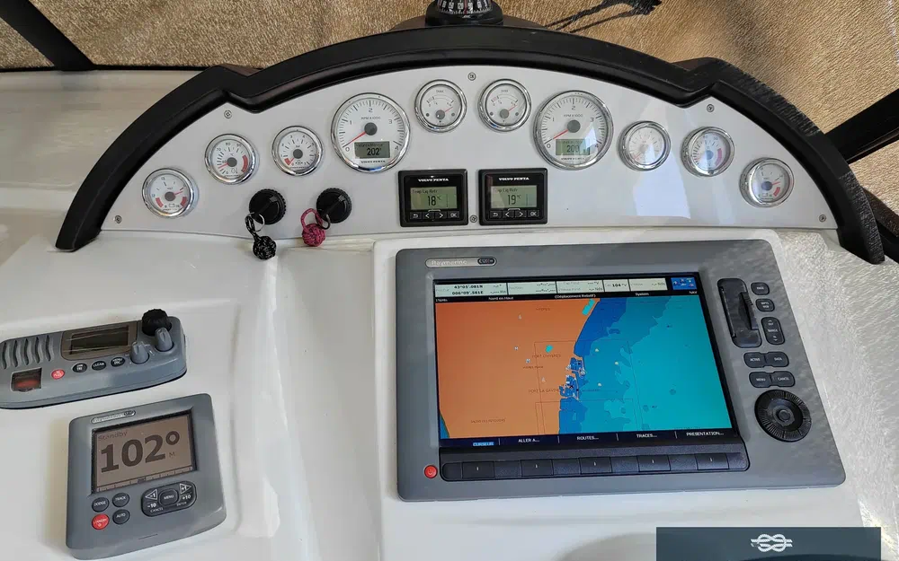 slider 11 Beneteau Antares 36