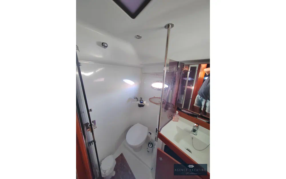 slider 20 Beneteau Antares 36