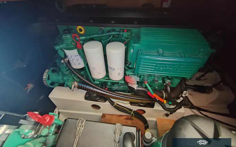 slider 22 Beneteau Antares 36